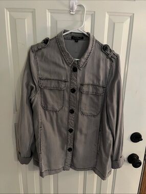 Velvet Heart Gray Washed Button Front Shirt Jacket